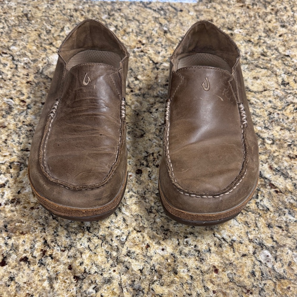 Olukai Men's Tan Leather Loafers 9.5